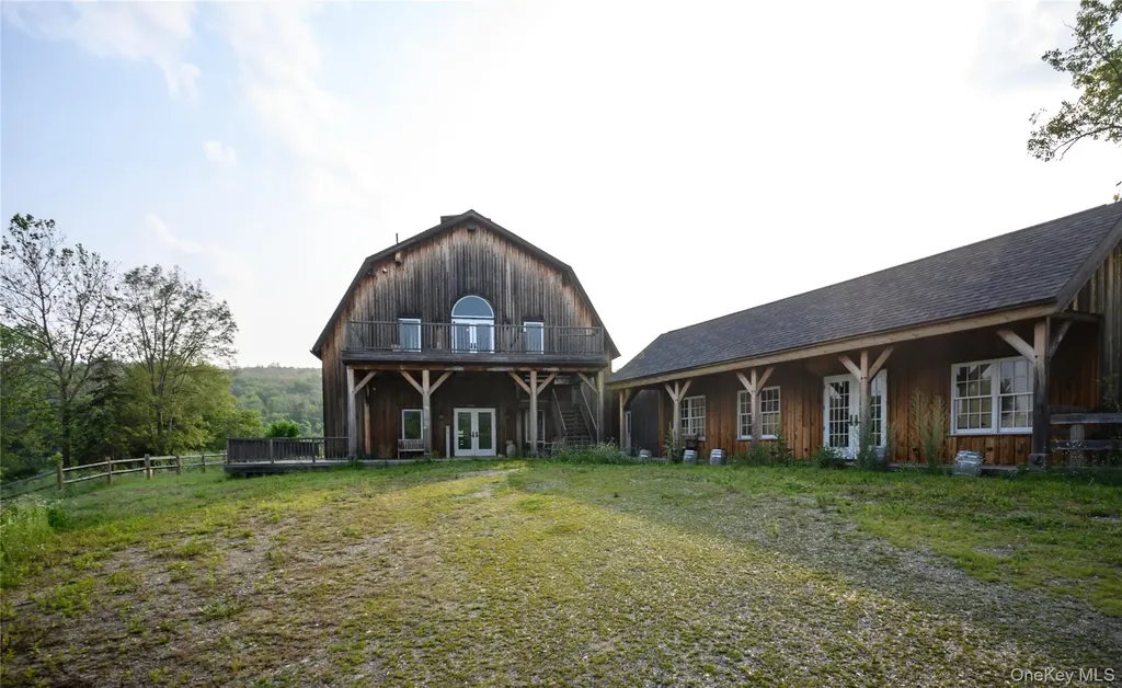70-98 Ryan Road Pine Plains NY 12567