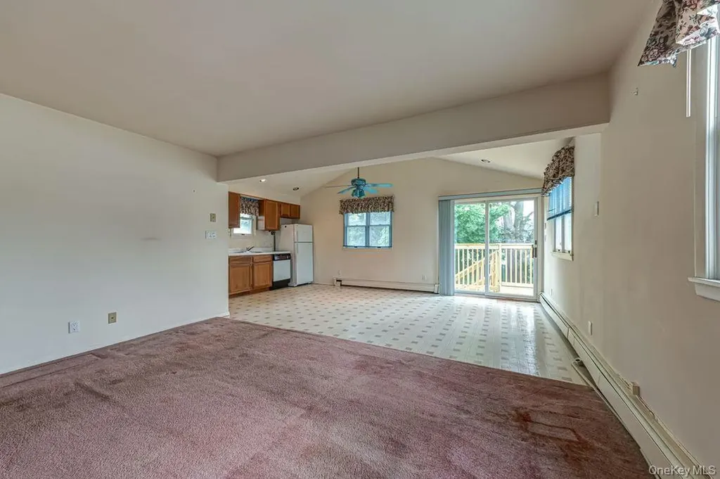 1387 Liberty Avenue North Bellmore NY 11710