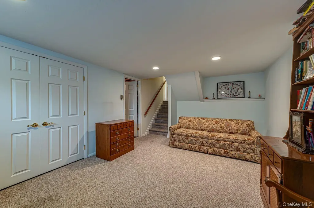 1387 Liberty Avenue North Bellmore NY 11710