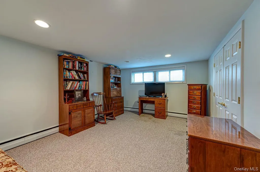 1387 Liberty Avenue North Bellmore NY 11710