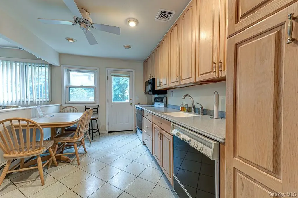 1387 Liberty Avenue North Bellmore NY 11710