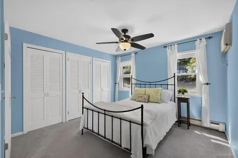 55 Pershing Avenue Locust Valley NY 11560