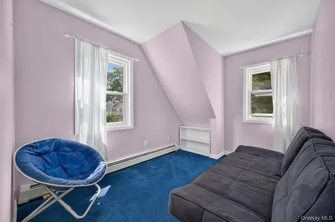 55 Pershing Avenue Locust Valley NY 11560