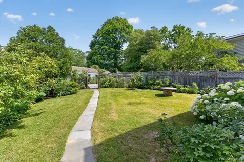 55 Pershing Avenue Locust Valley NY 11560