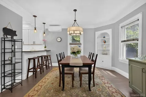 55 Pershing Avenue Locust Valley NY 11560