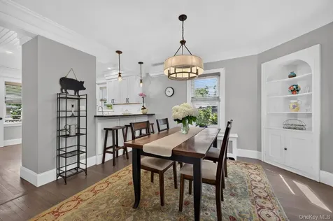 55 Pershing Avenue Locust Valley NY 11560