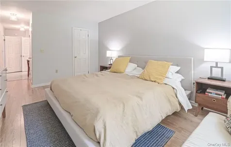 16 Hudson Point Lane Ossining NY 10562