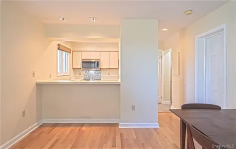 16 Hudson Point Lane Ossining NY 10562