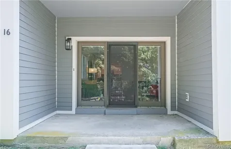 16 Hudson Point Lane Ossining NY 10562