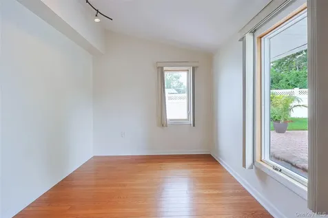 79 Constellation Road Levittown NY 11756