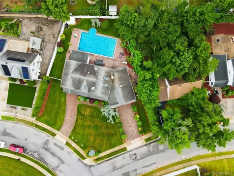 79 Constellation Road Levittown NY 11756
