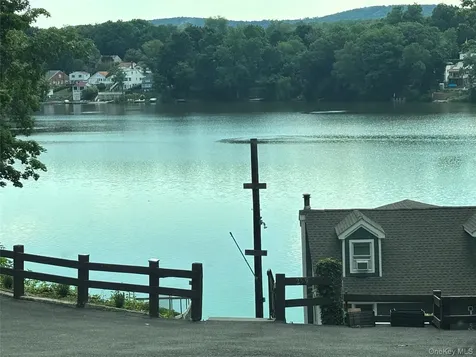214 Walnut Road Lake Peekskill NY 10537