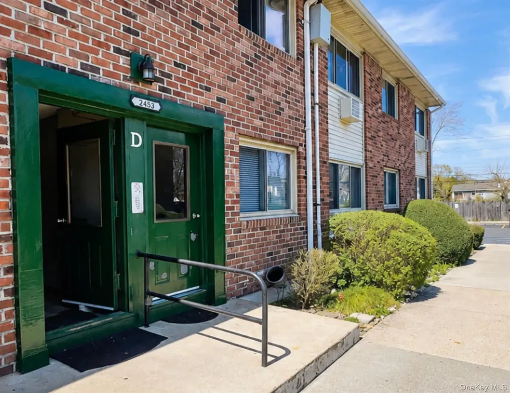 2453 D Union Boulevard Islip NY 11751