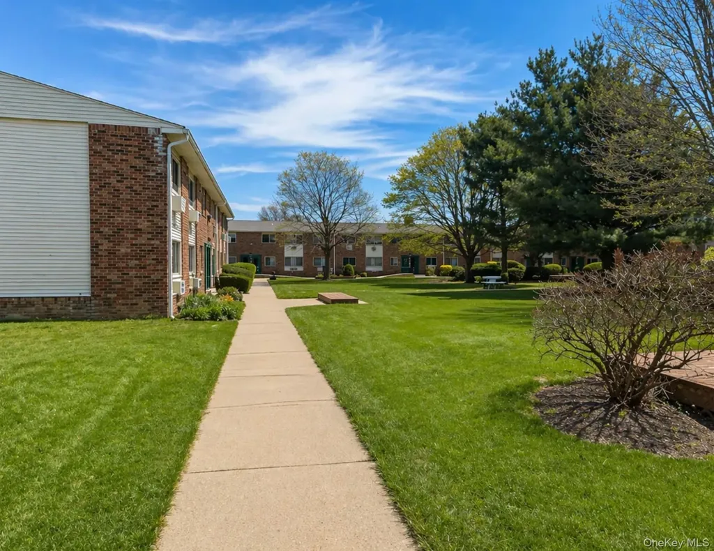2453 D Union Boulevard Islip NY 11751