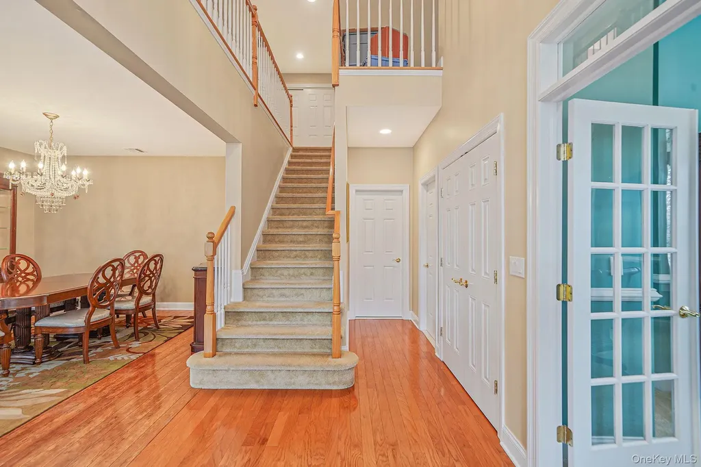 11 Ovation Place Eastport NY 11941
