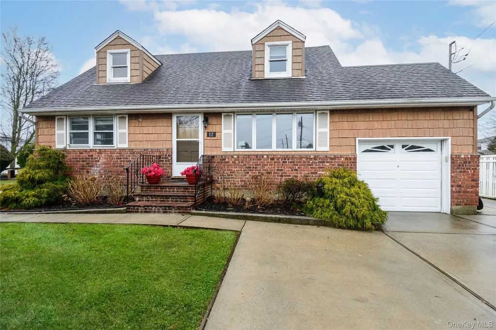 12 Prince Street Hicksville NY 11801