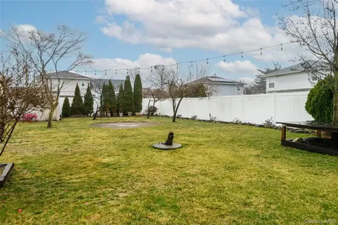 12 Prince Street Hicksville NY 11801