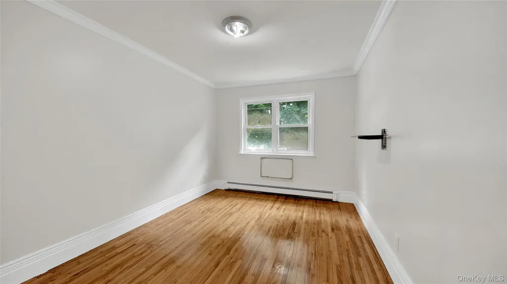 4392 Carpenter Apt #2 Avenue Bronx NY 10466