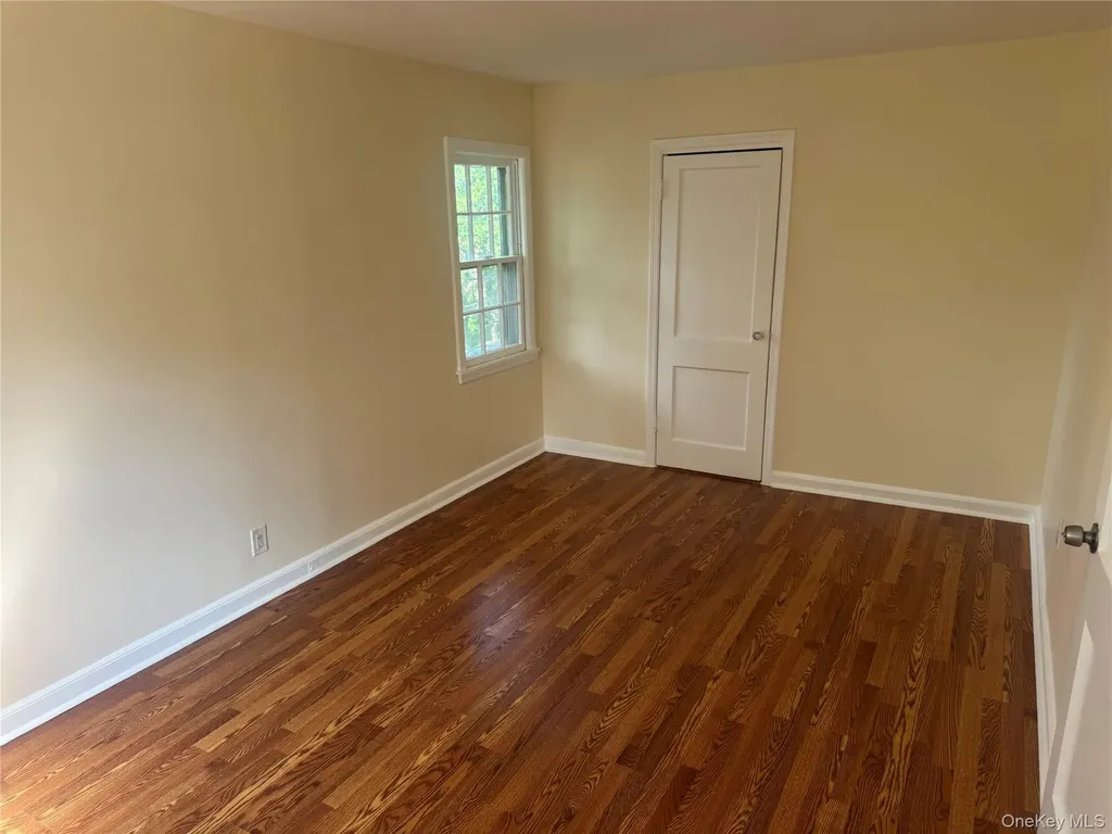 27 Keogh Lane New Rochelle NY 10805