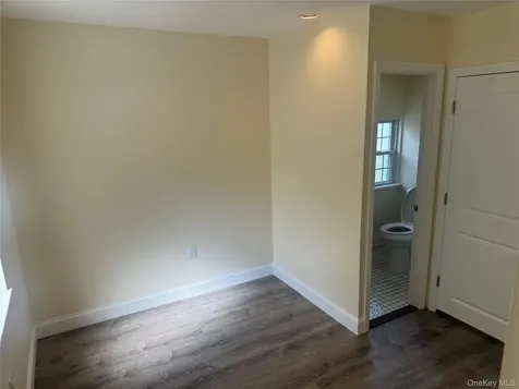 27 Keogh Lane New Rochelle NY 10805