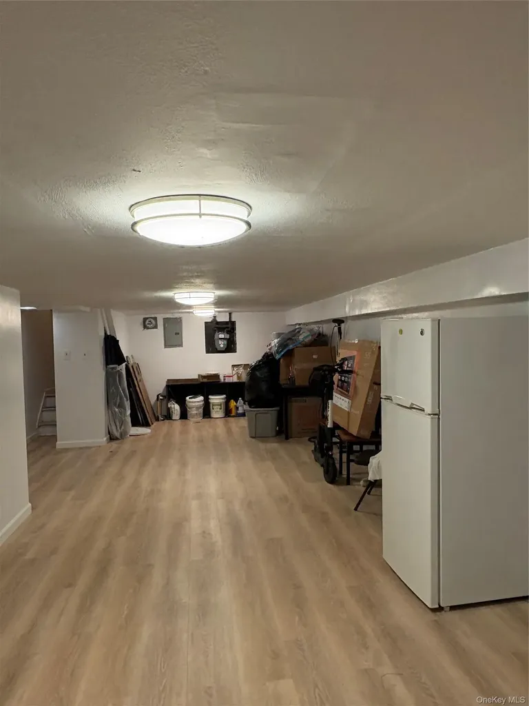 277 Graff Avenue Bronx NY 10465