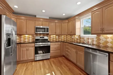 65 Eiler Lane Irvington NY 10533