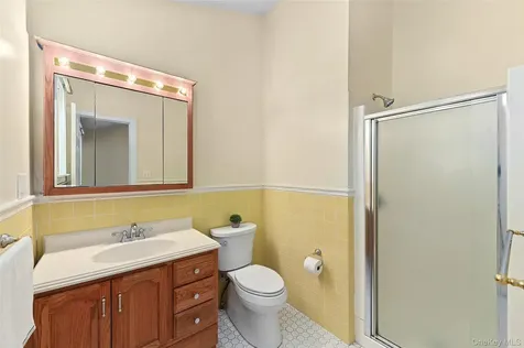 65 Eiler Lane Irvington NY 10533
