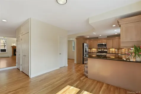 65 Eiler Lane Irvington NY 10533