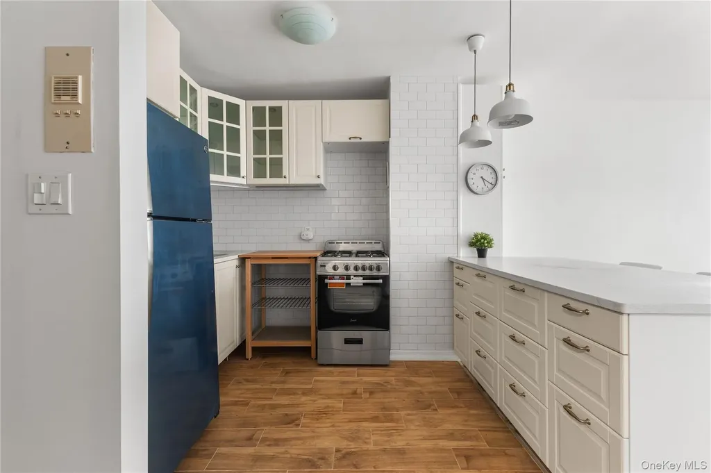 1625 Emmons Avenue Brooklyn NY 11235