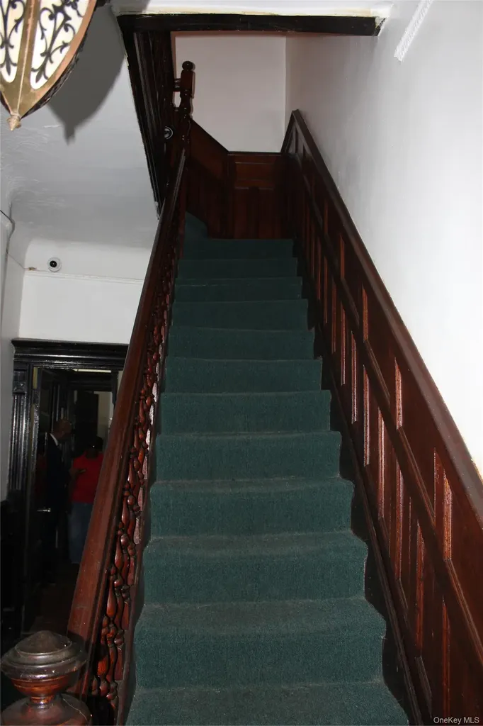 341 Gates Avenue Brooklyn NY 11216