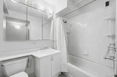 68 Bradhurst Avenue New York (manhattan) NY 10039