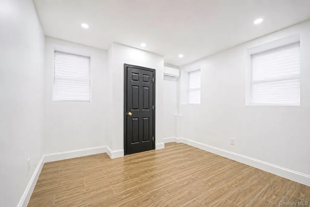 2775 Pond Place Bronx NY 10458