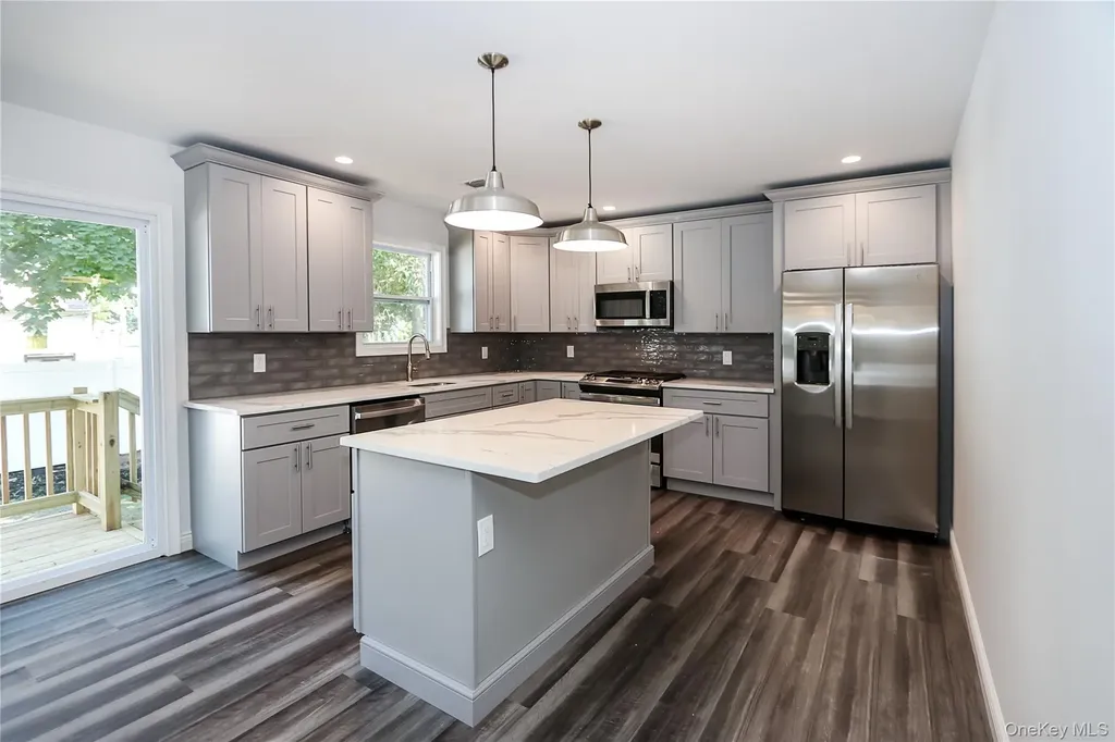 245 New Avenue Wyandanch NY 11798