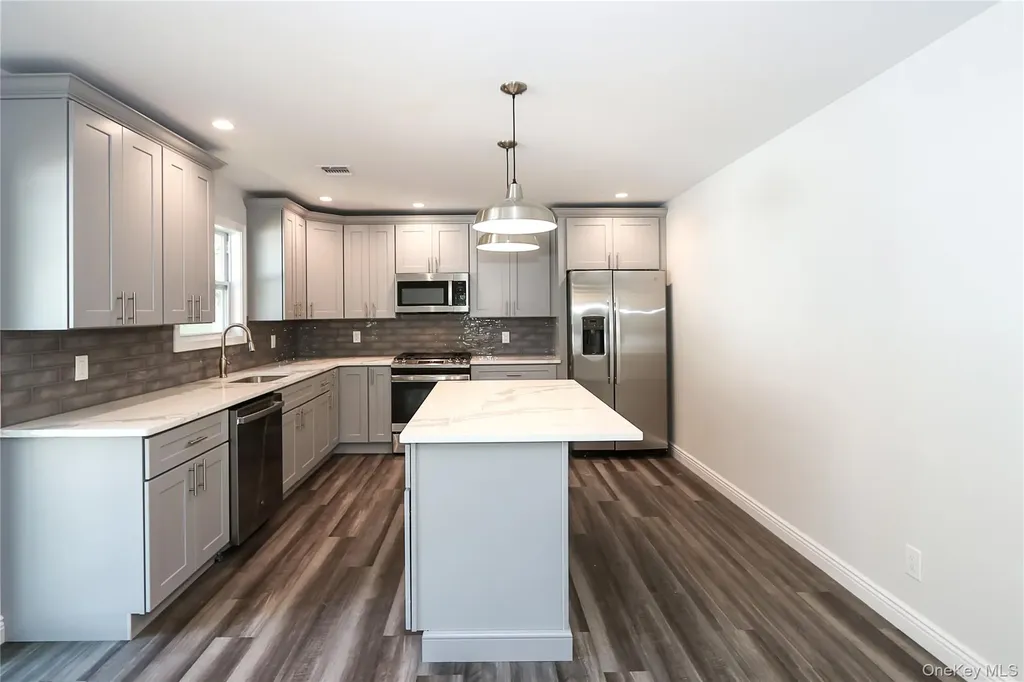 245 New Avenue Wyandanch NY 11798