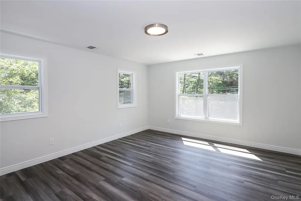 245 New Avenue Wyandanch NY 11798