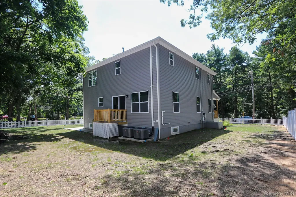 245 New Avenue Wyandanch NY 11798