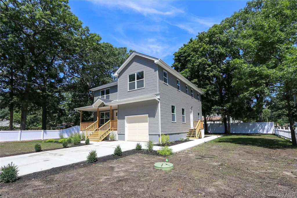 245 New Avenue Wyandanch NY 11798