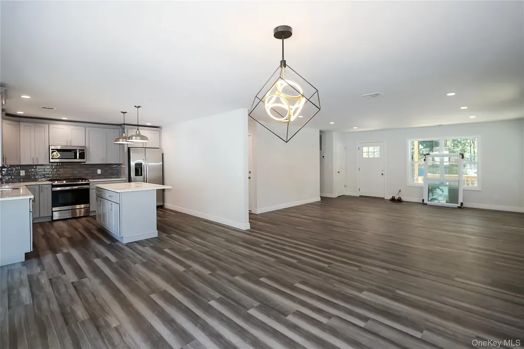 245 New Avenue Wyandanch NY 11798