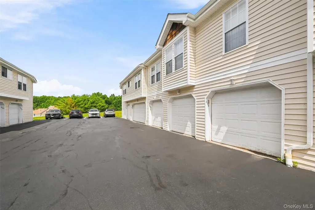 4118 Whispering Hills Drive Chester NY 10918