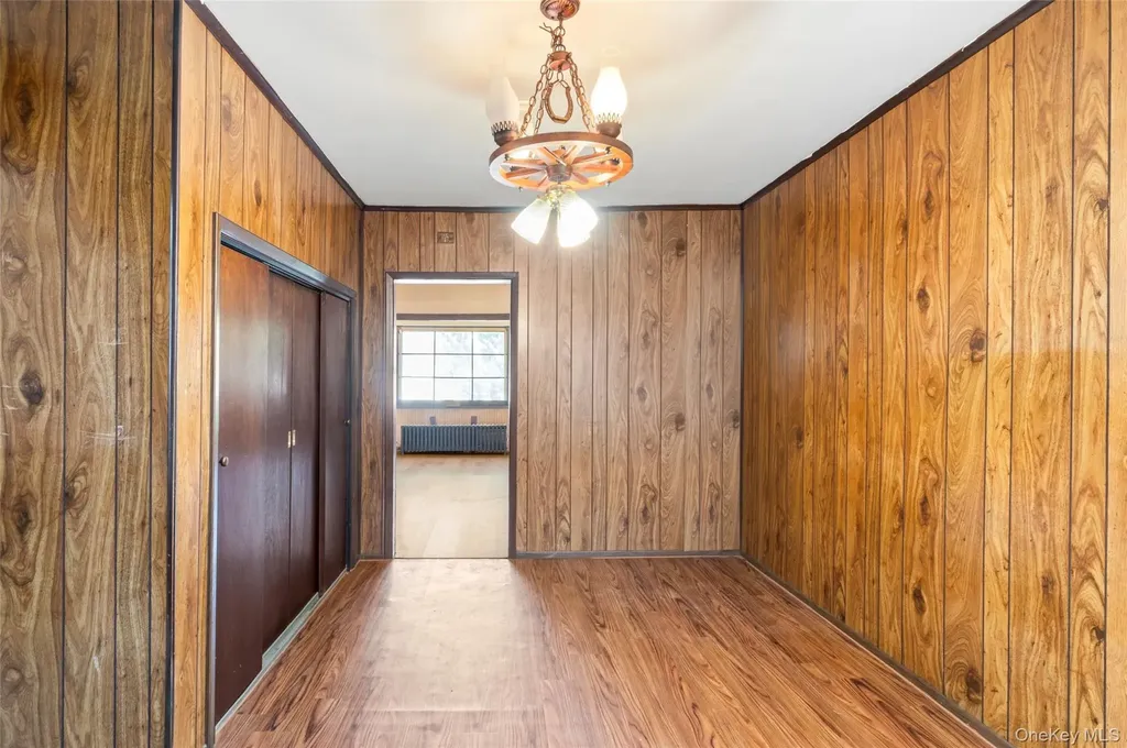 8952 218th Street Queens Village NY 11427