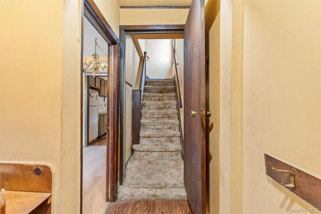 8952 218th Street Queens Village NY 11427