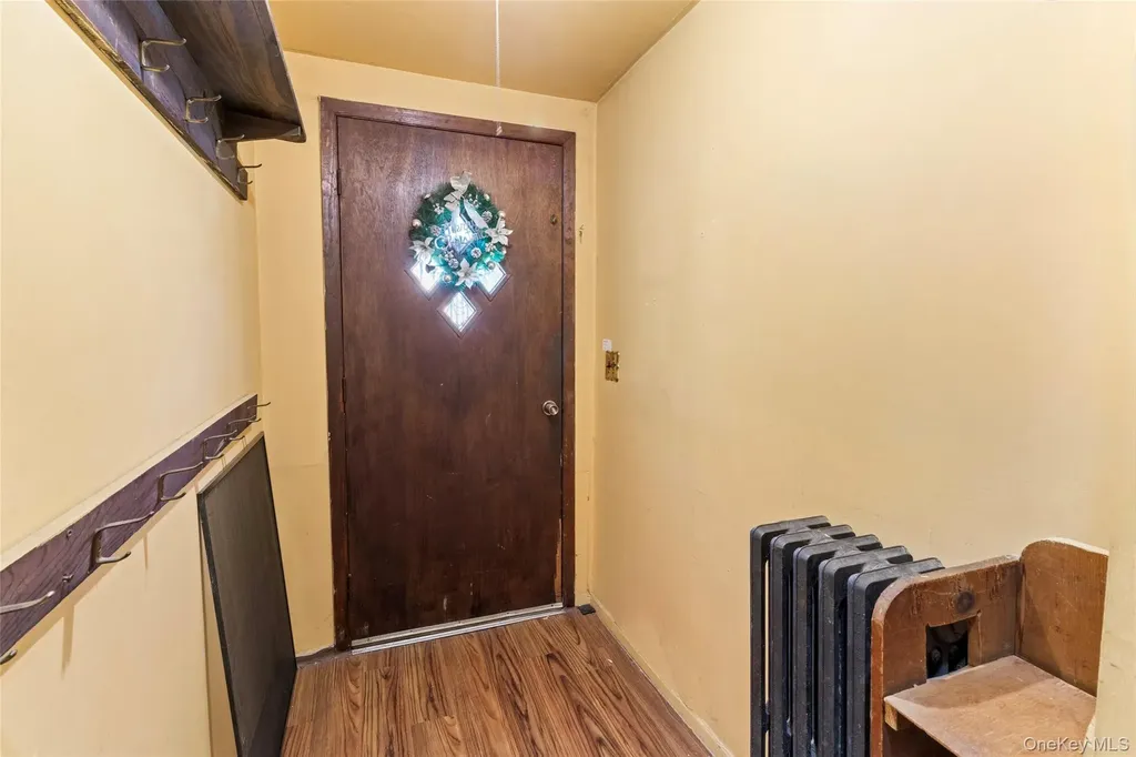 8952 218th Street Queens Village NY 11427