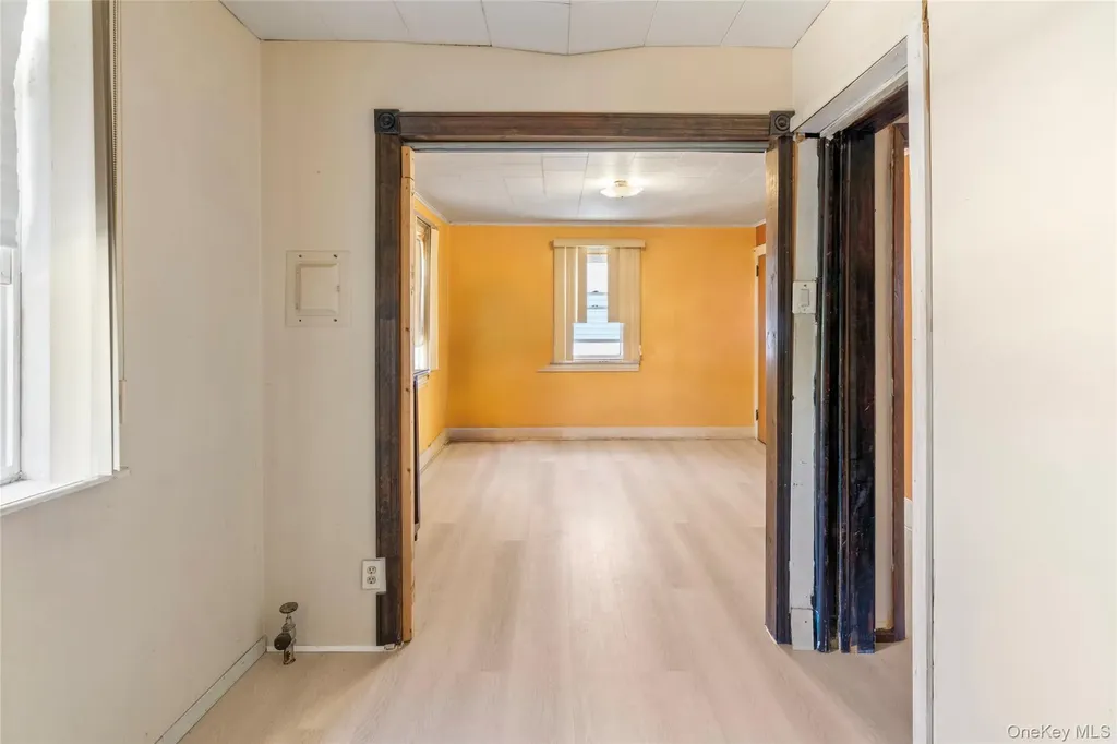 8952 218th Street Queens Village NY 11427