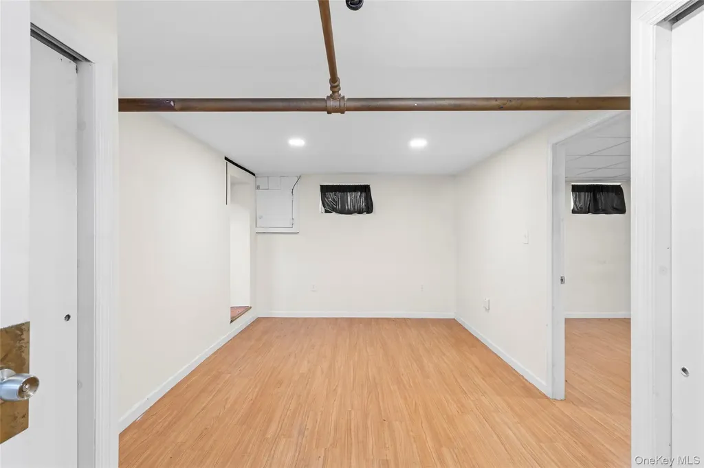 8952 218th Street Queens Village NY 11427