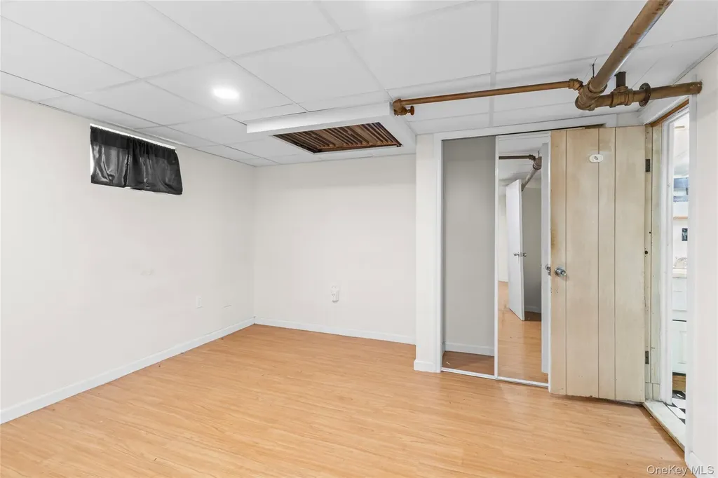 8952 218th Street Queens Village NY 11427