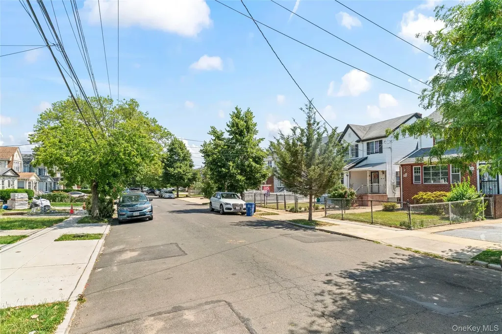 8952 218th Street Queens Village NY 11427
