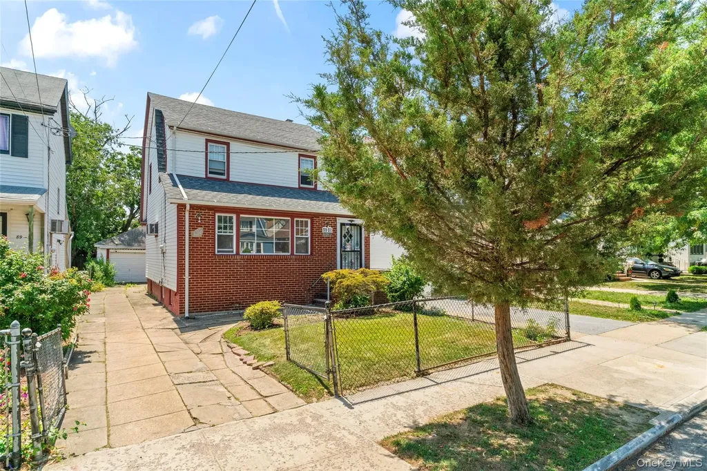 8952 218th Street Queens Village NY 11427