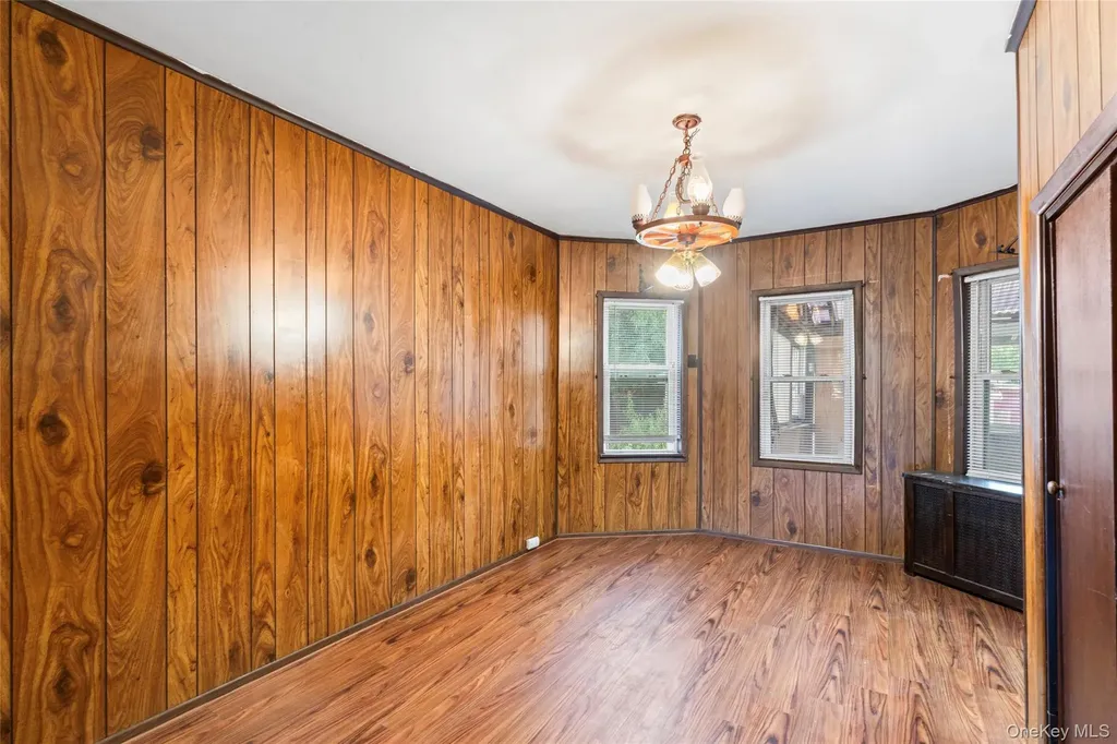 8952 218th Street Queens Village NY 11427
