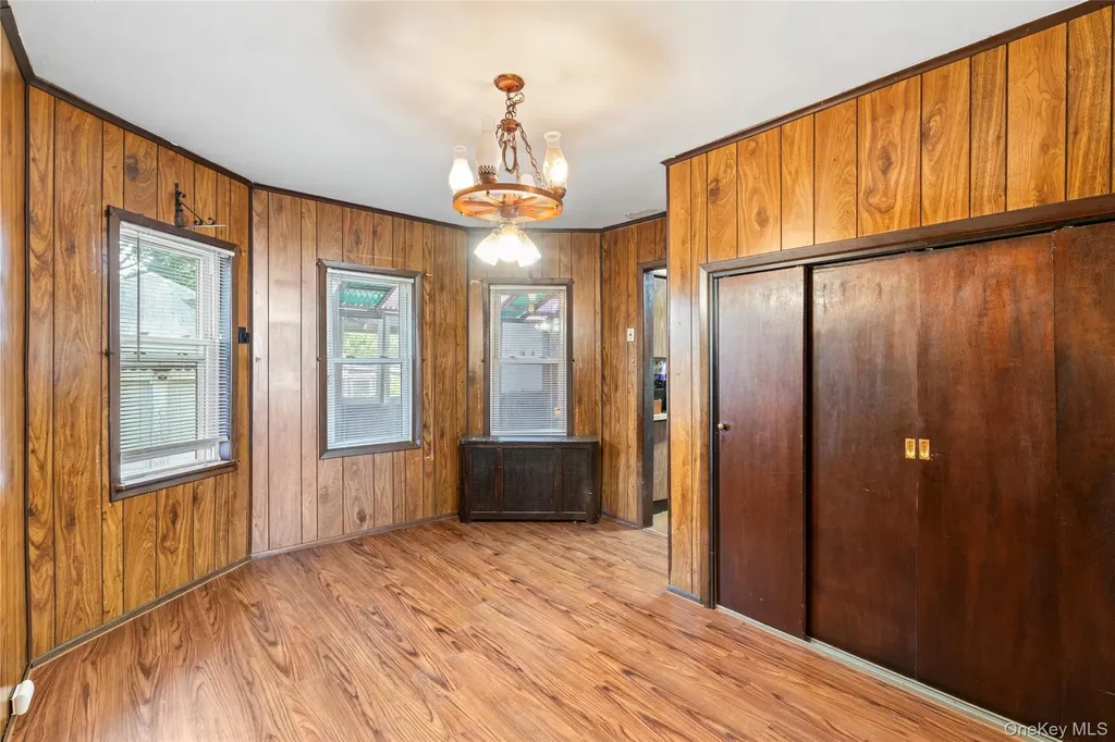 8952 218th Street Queens Village NY 11427