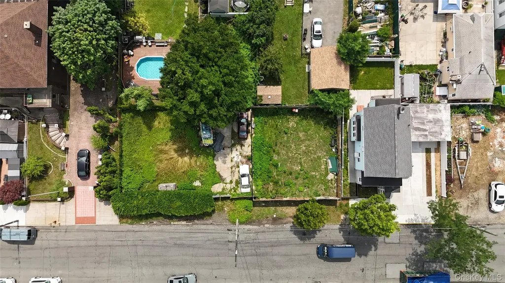 829 Dean Avenue Bronx NY 10465